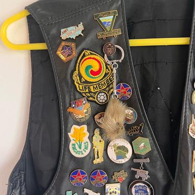 Leather Motorcycle Vests w/ Pins and Patches (UCC-DZ)