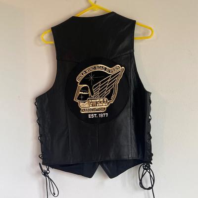 Leather Motorcycle Vests w/ Pins and Patches (UCC-DZ)