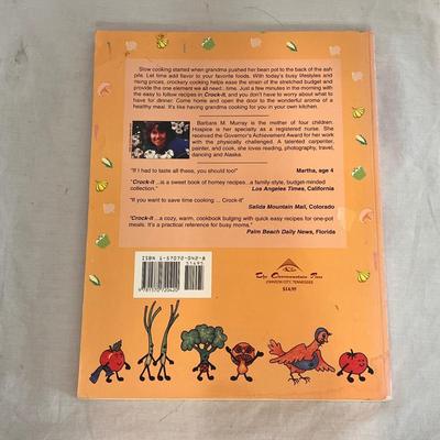 Crockpots and Slow Cooker Cookbooks (DR-DZ)