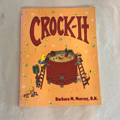 Crockpots and Slow Cooker Cookbooks (DR-DZ)