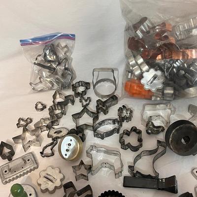 Cookie Cutters and More (K-DZ)
