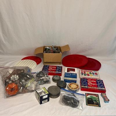 Cookie Cutters and More (K-DZ)