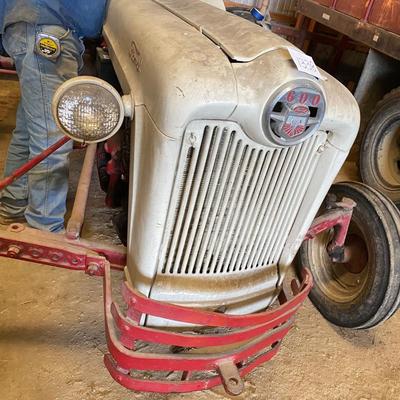 600 Ford Tractor
