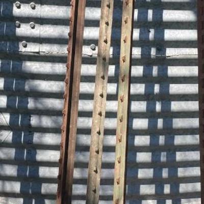 3-6â€™ Tee Posts