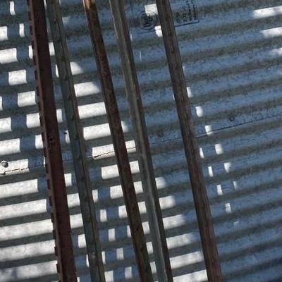 4-6.6 1-7â€™ Fence Posts