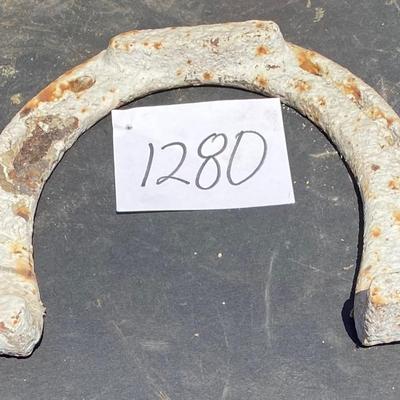Big Horse Shoe