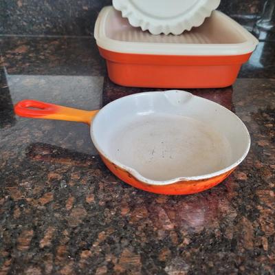 Le Creuset, Pyrex, Fire King and more (K-CE)