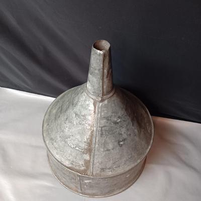 OLD LARGE FARM GALVANIZED FUNNEL WITH SCREEN