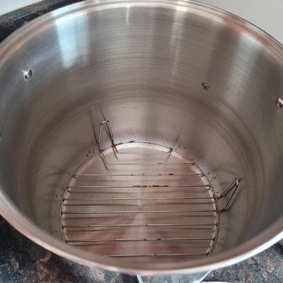 Tramontina, Calphalon and More Cookware (K-CE)