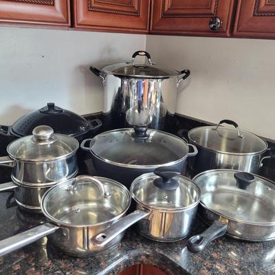 Tramontina, Calphalon and More Cookware (K-CE)