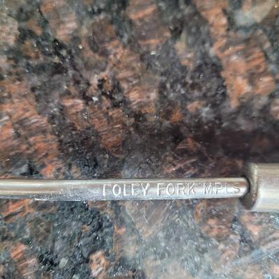 Foley Flour Sifters and Other Vintage Kitchen Utensils (K-CE)