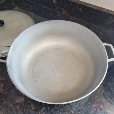 Thermocraft Aluminum Roasting Pot and More (K-CE)