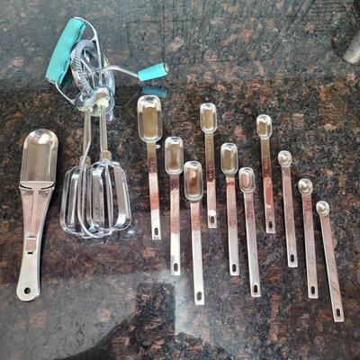 Food Mills, Kitchen Scale and More (K-CE)