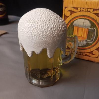 VINTAGE AVON BULLDOG PIPE AND ON TAP MUG DECANTER