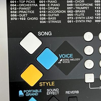 YAMAHA ~ PSR-E223 ~ Digital Keyboard