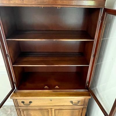 Solid Wood China Cabinet
