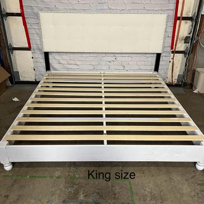 Gorgeous Wooden King Size Platform Bed Frame & Headboard