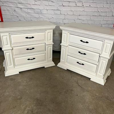 2 Set of Bedside Tables with Three Drawers