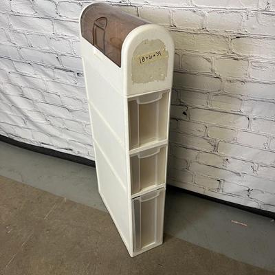 Rubbermaid Bathroom Cabinet with Drawers