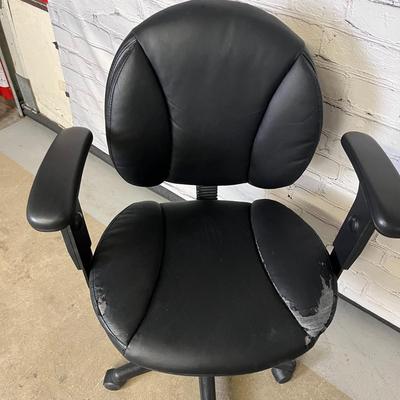 Leather Type Rolling Office Chair