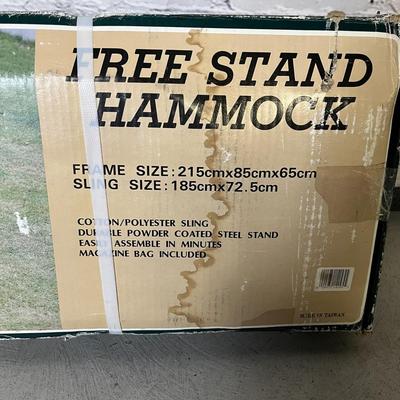 FREE STAND HAMMOCK