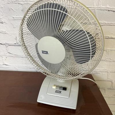 SMC 12â€ Oscillating Desk/Table Fan