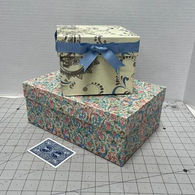 2 Printed Gift Box