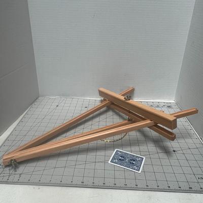 Wooden Tripod Easel