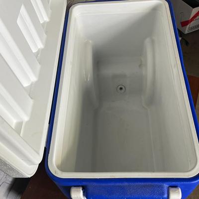 Coleman Wheeled Cooler