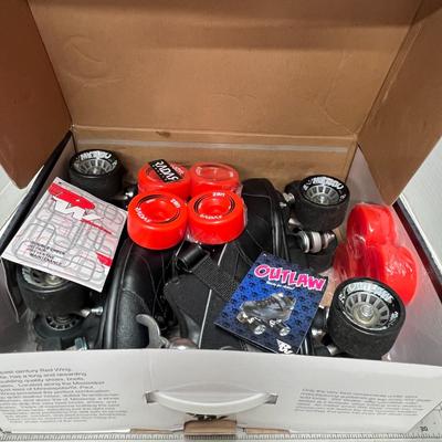 Outlaw Roller Skate Package - Black Size 8