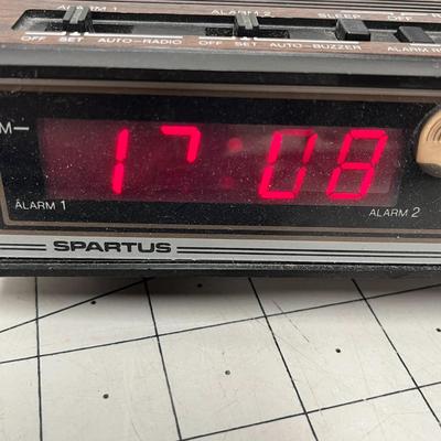 Alarm Clock AM/FM Radio SPARTUS