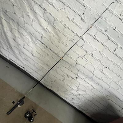 Zebco Fishing Rod and Reel & GARCIA Mitchell SPINNING REEL