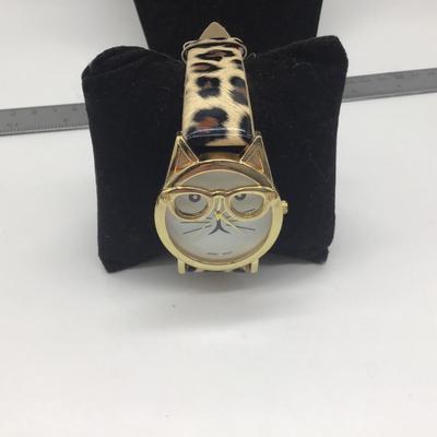 Japan Movt cat Wristwatch