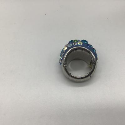 Big blue stretchy ring