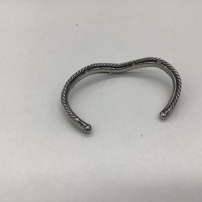 Small zig zag bracelet