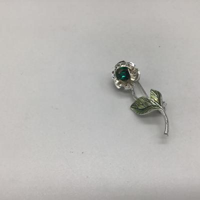 Green gem flower pin