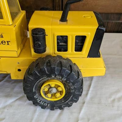 Vintage Tonka Loader