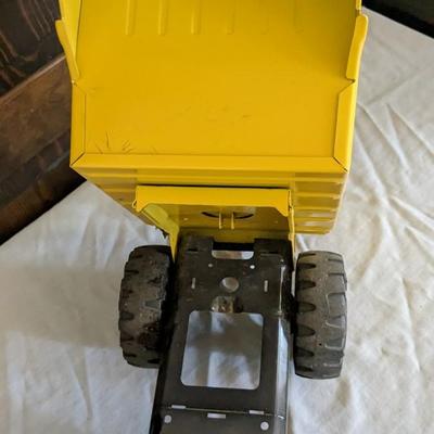 Vintage Mighty Tonka Dump Truck