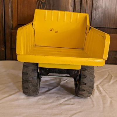 Vintage Mighty Tonka Dump Truck