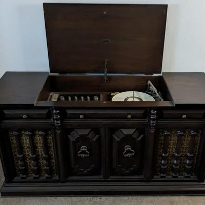 Zenith Console Record Player