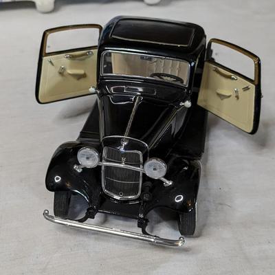 Franklin Mint 1949 Tucker in Box with 1932 Ford Mini Model and Radio Shack Drag Radio
