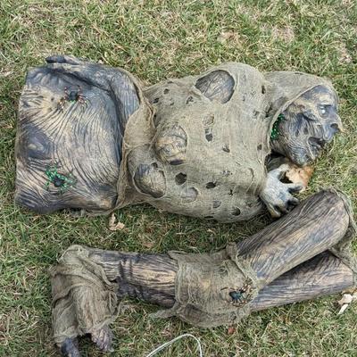 Oversized Halloween Decor