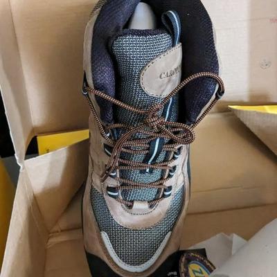 New in Box Carolina Men's Boots