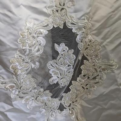 Gold Circle Gowns Size 4 Ivory Wedding Dress