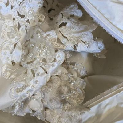 Gold Circle Gowns Size 4 Ivory Wedding Dress