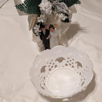 Gold Circle Gowns Size 4 Ivory Wedding Dress