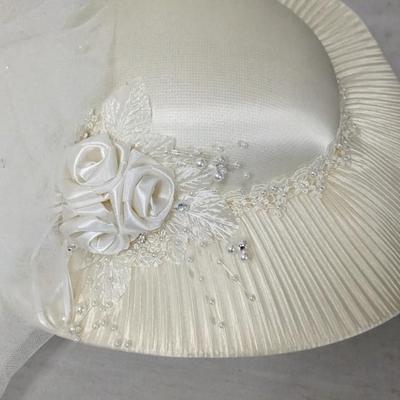 Gold Circle Gowns Size 4 Ivory Wedding Dress