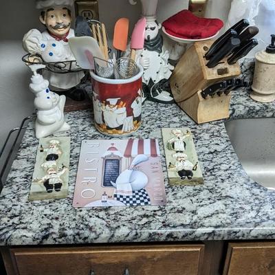 Contents of Upper South Kitchen Cabinets