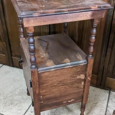 Butterfly Leg Table and Side Table