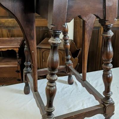 Butterfly Leg Table and Side Table